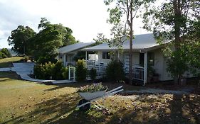 Tinaroo Sunset Retreat